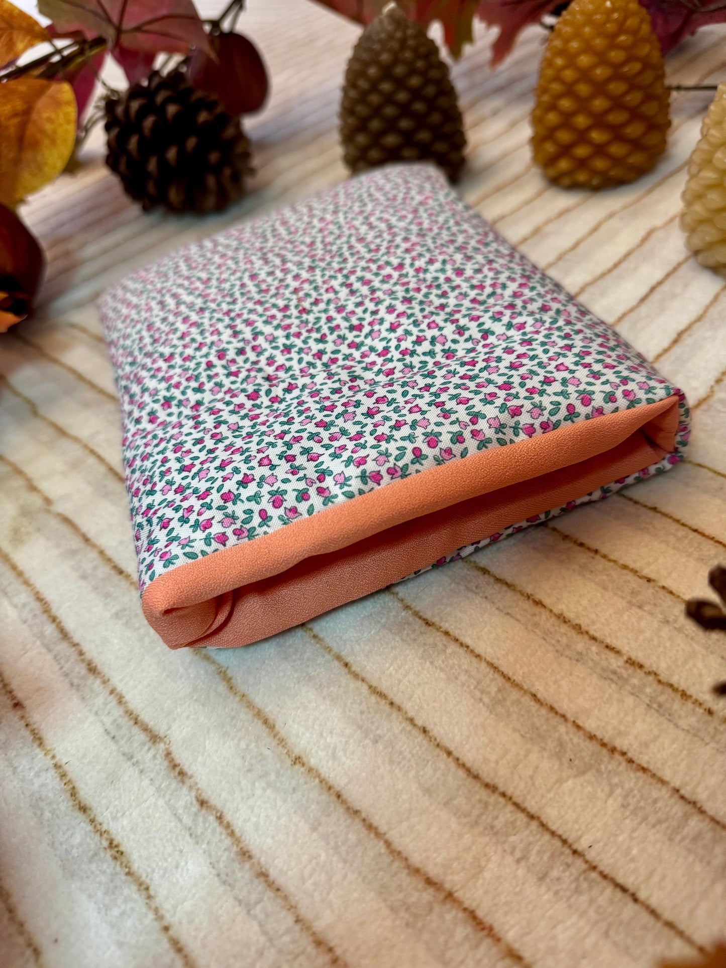 Liberty print kindle bed