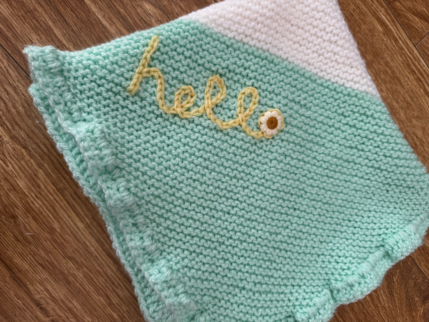 ‘Hello’ blanket