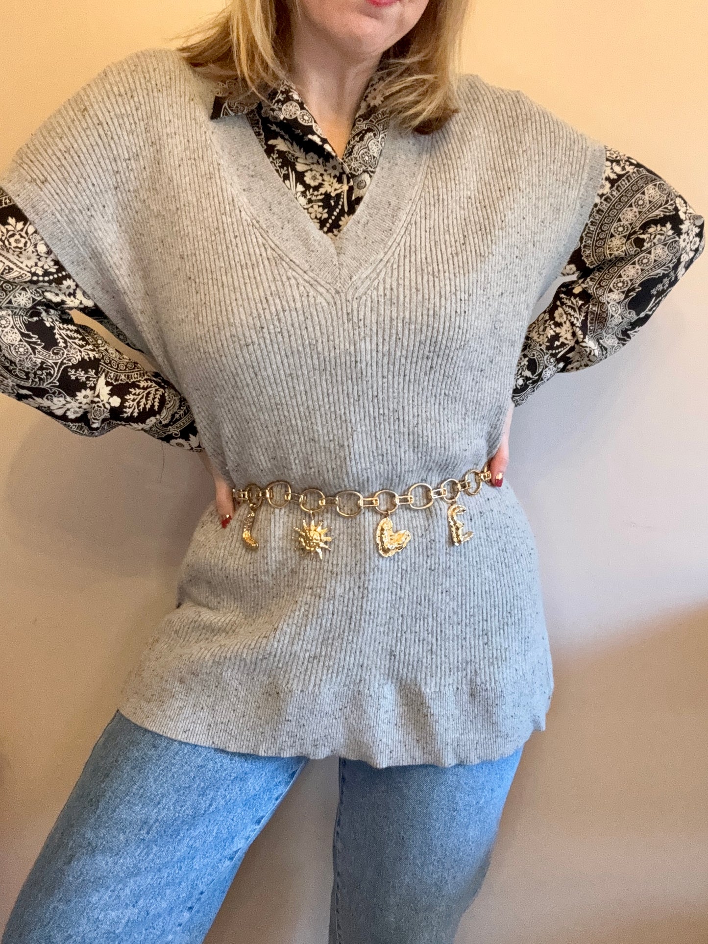 Cashmere sleeveless knit