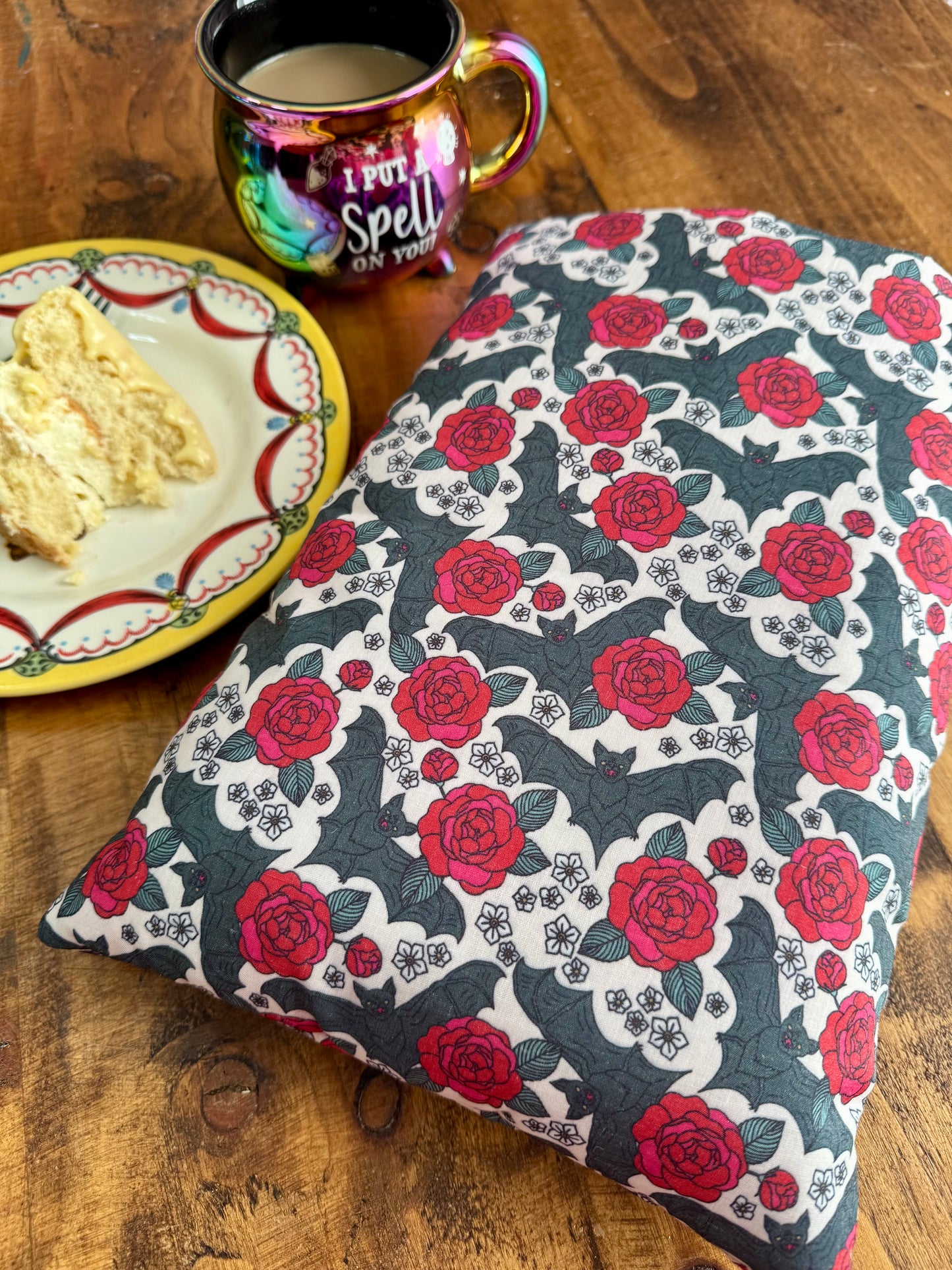 ‘Bats & Roses’ Halloween large book bed