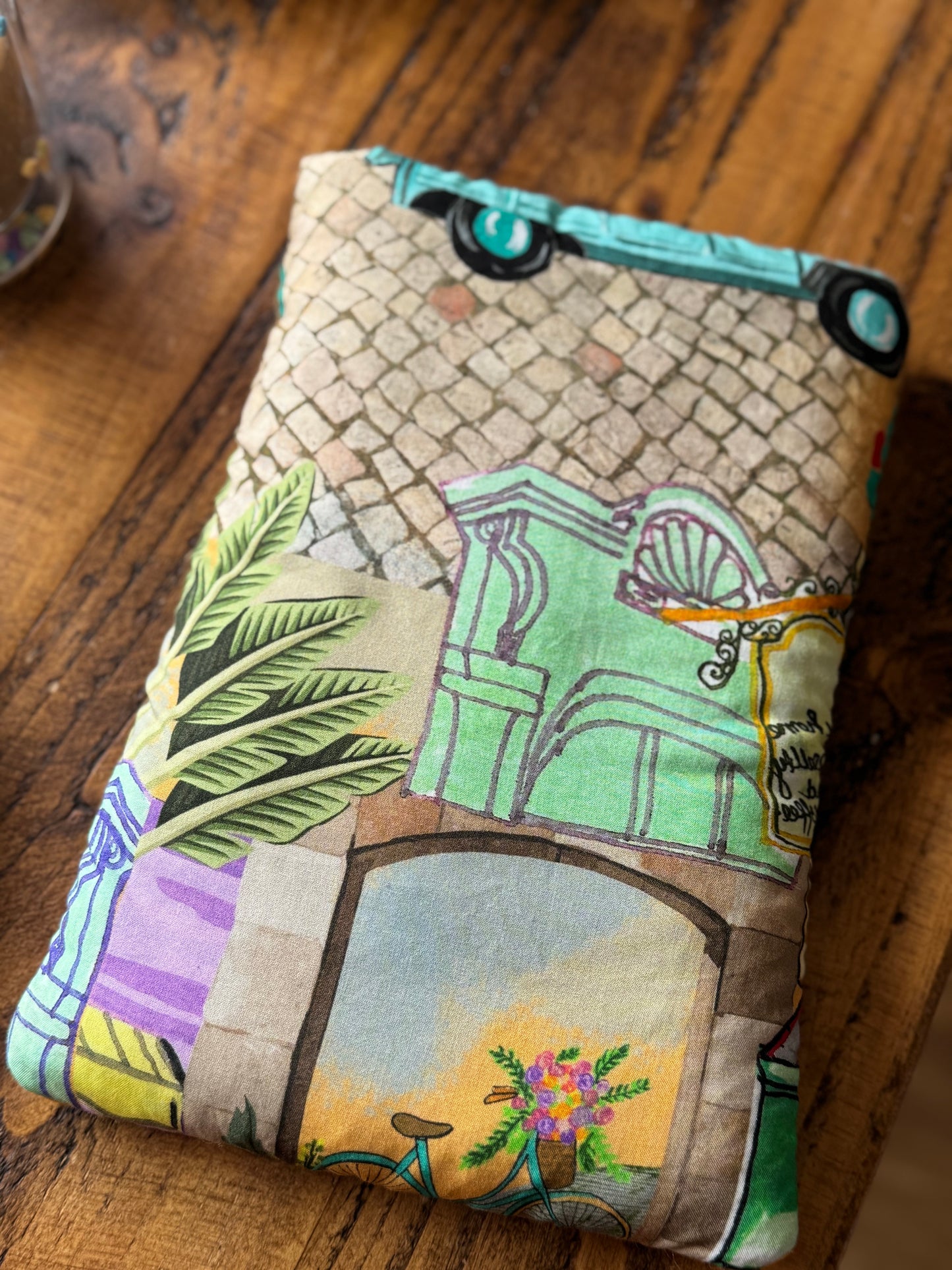 Heatwave ‘florist van’ book bed