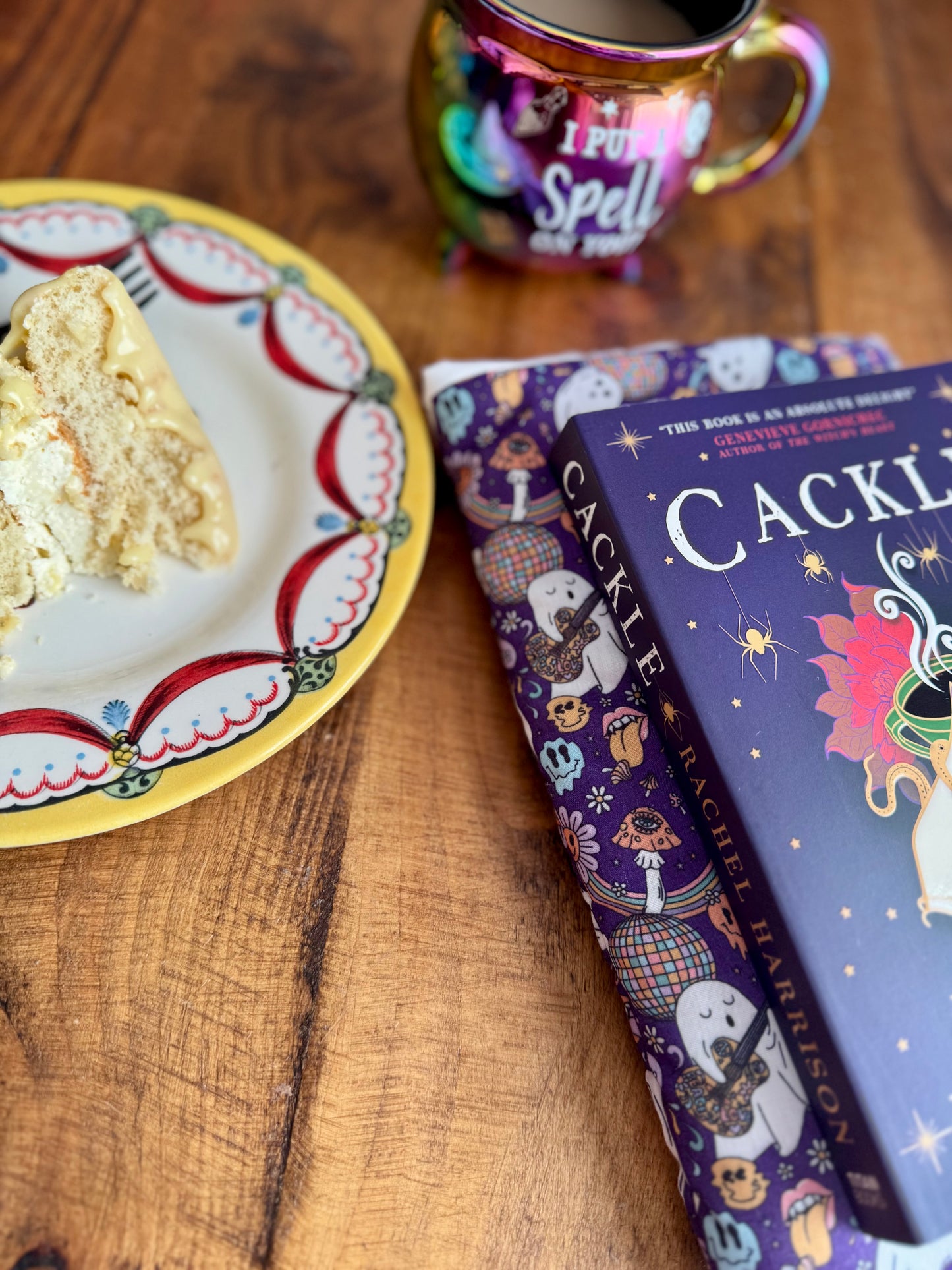 ‘Ghoulish Gathering’ book bed