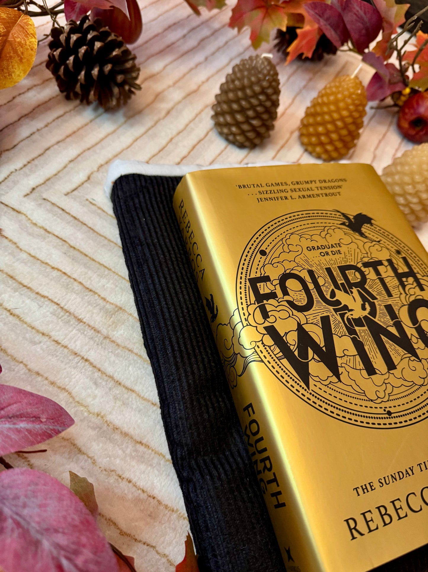 ‘Bugs & Corduroy’ large book bed