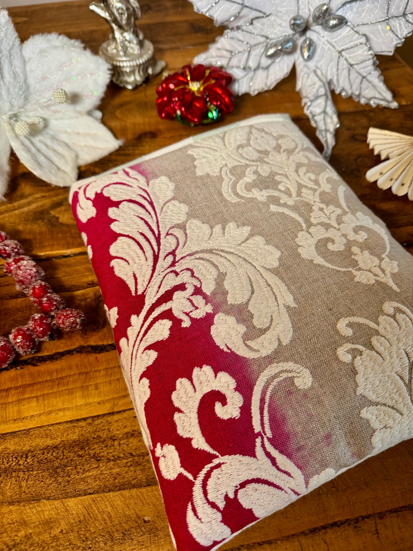 ‘Embroidered Ombré’ book bed