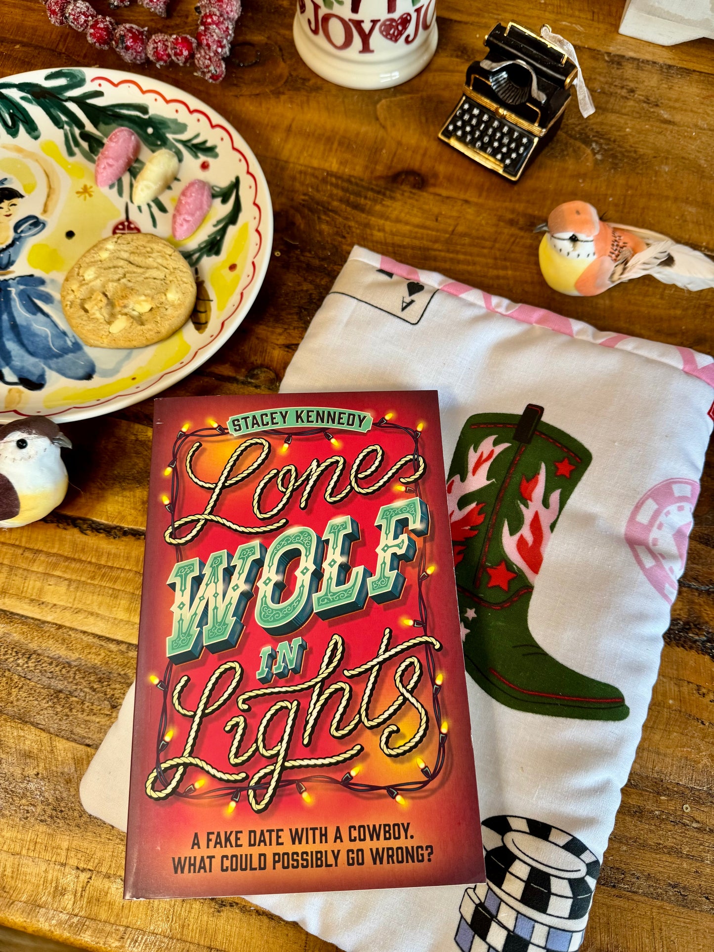 ‘Cowboy Romance’ book bed