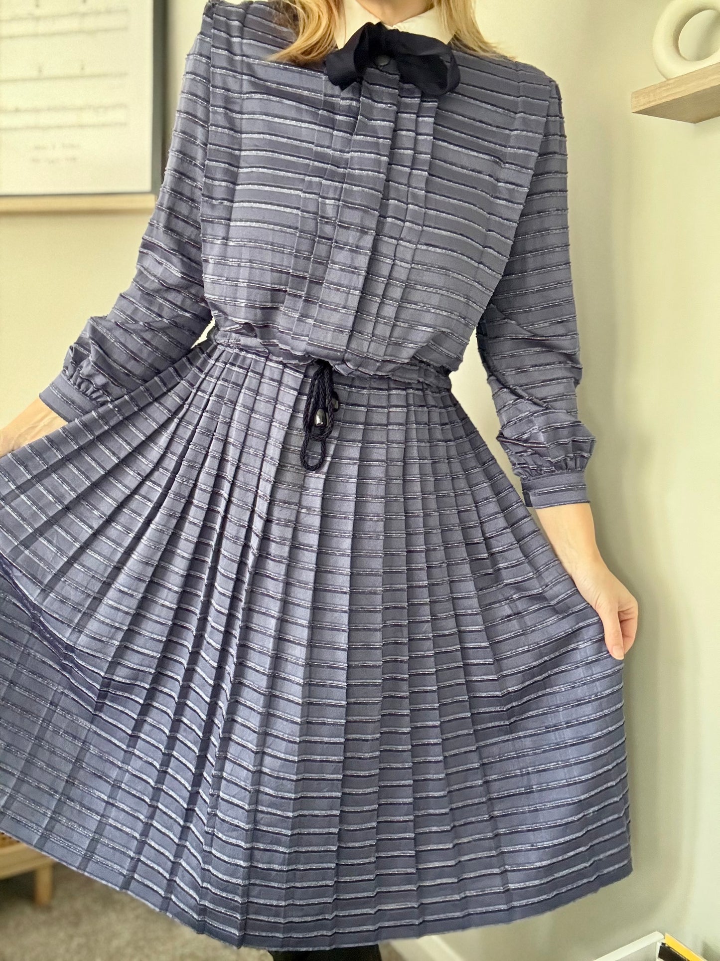 Vintage textured dress
