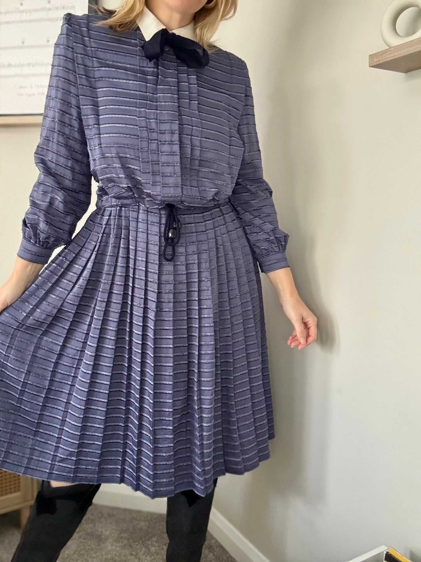 Vintage textured dress