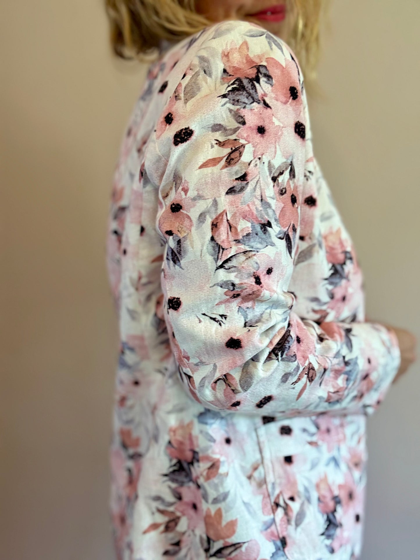 Pastel floral blazer
