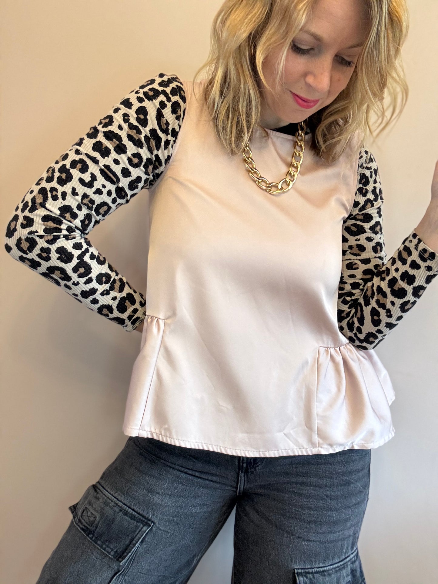 Preloved sleeveless top