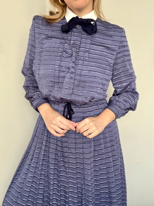 Vintage textured dress