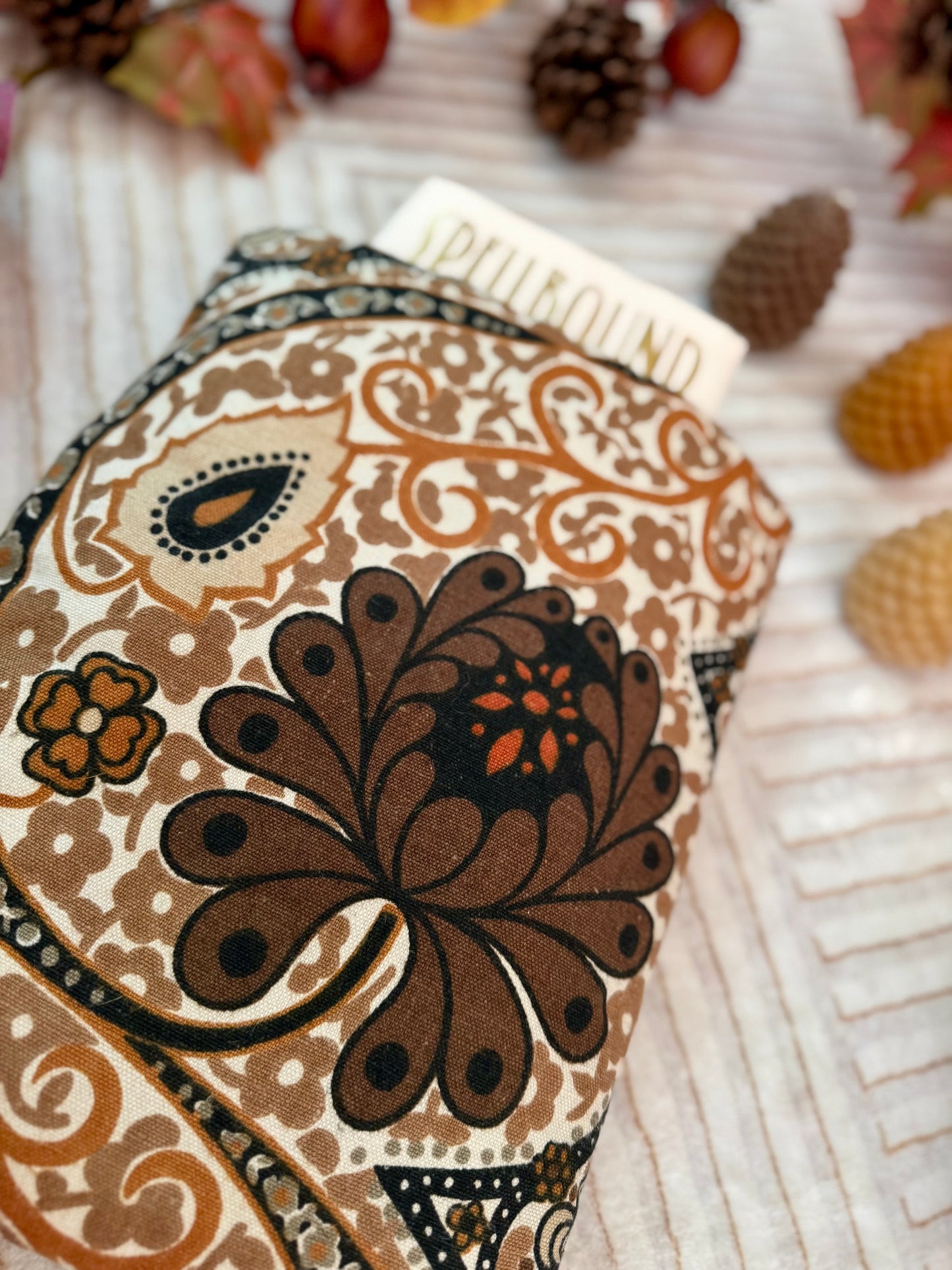 Vintage 1970s Sanderson ‘brown florals’ large book bed