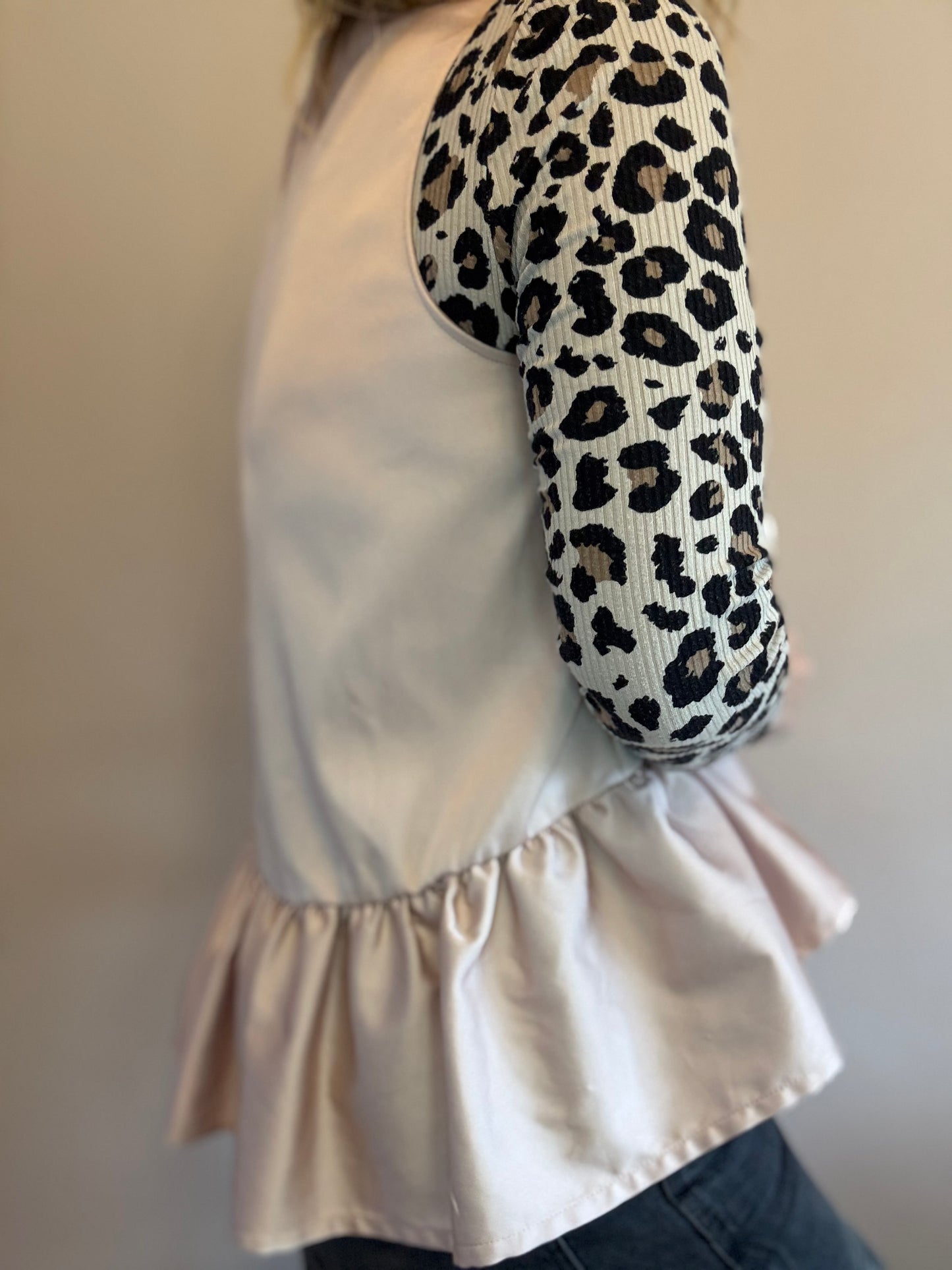 Preloved sleeveless top