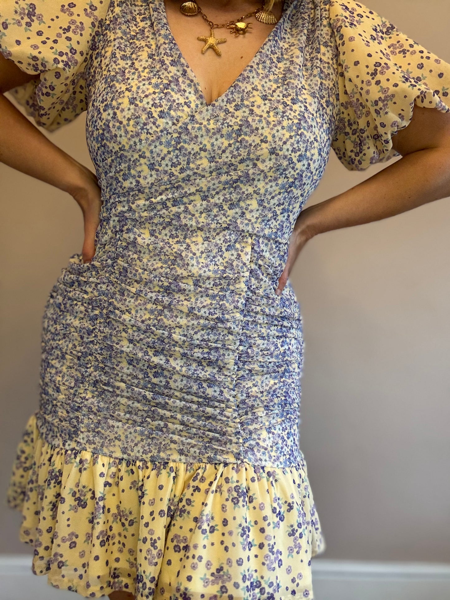 Mini dress