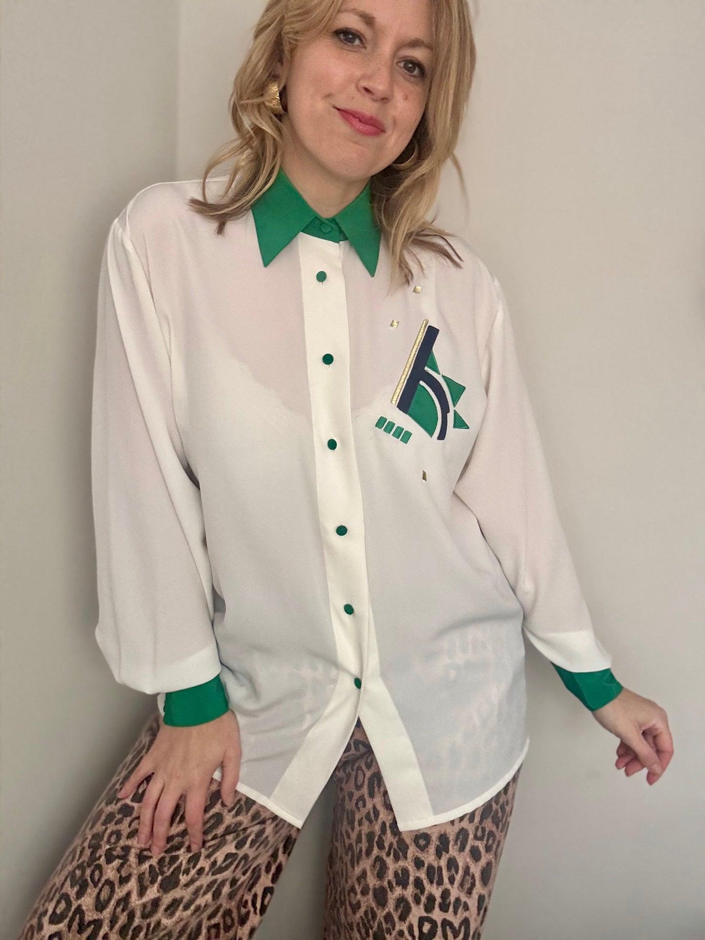Vintage ‘Green collar & cuffs’ vintage blouse