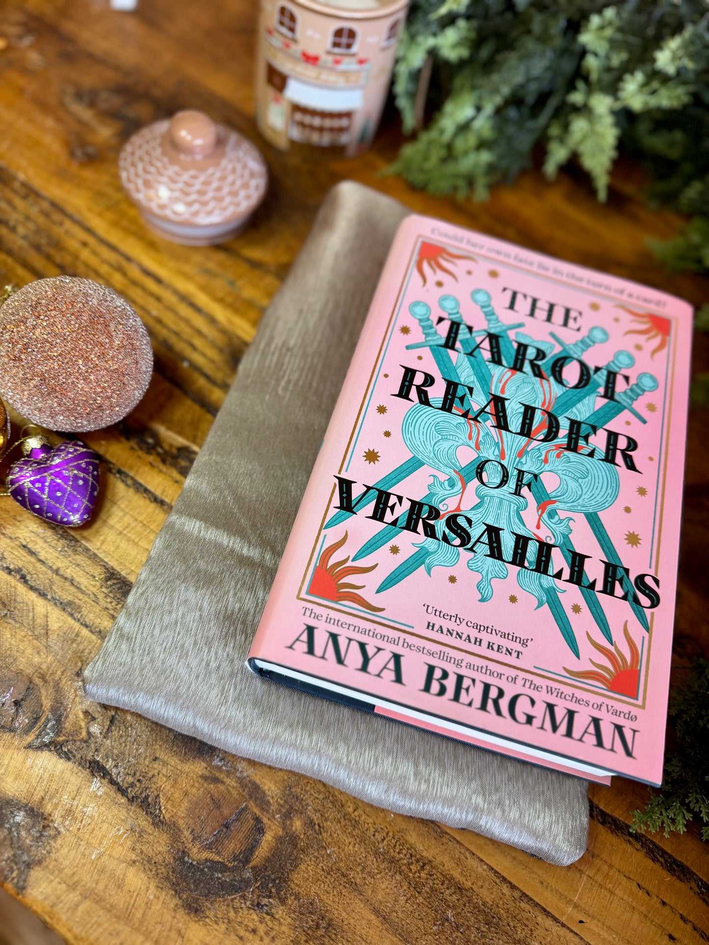 ‘Alchemy’ large book bed