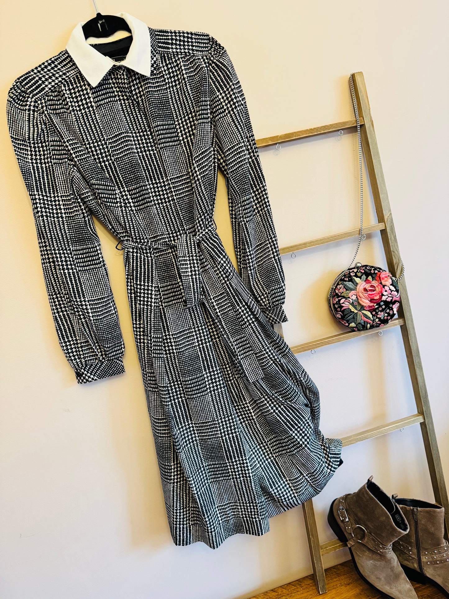 Vintage ‘houndstooth’ dress