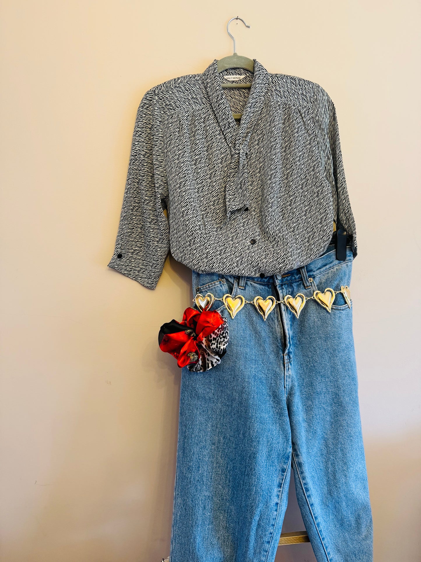 Vintage ‘tie’ blouse
