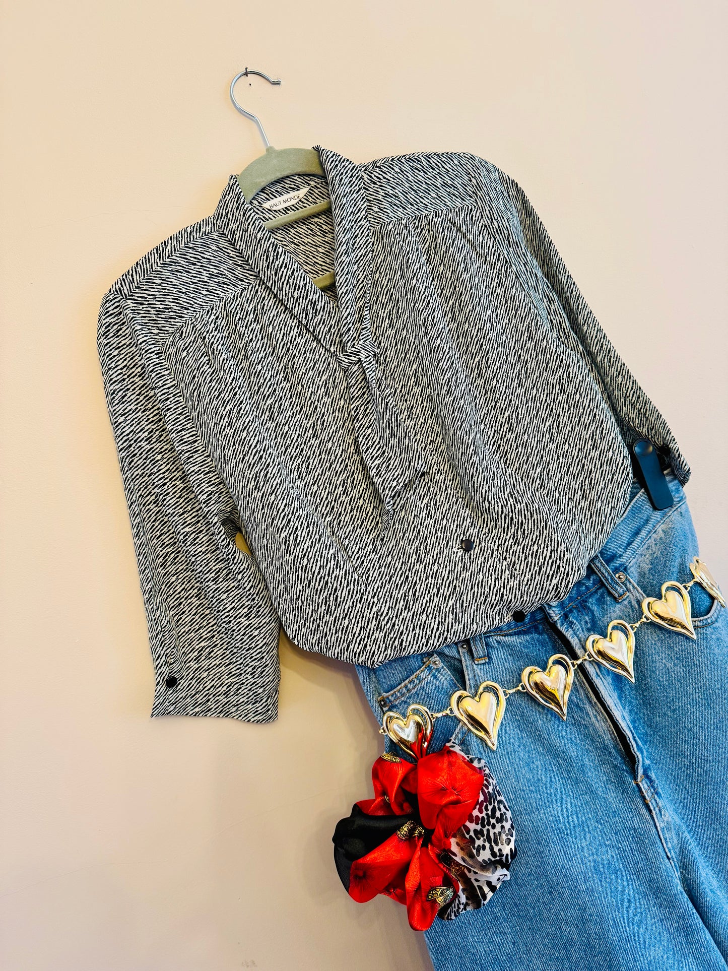 Vintage ‘tie’ blouse