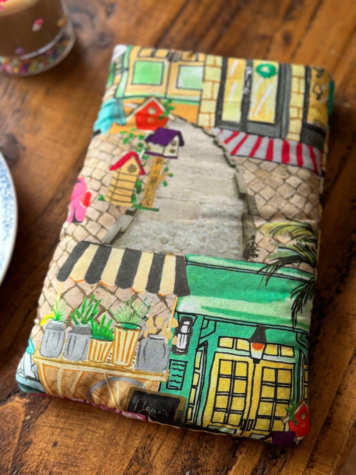 Heatwave ‘florist van & bird houses’ book bed