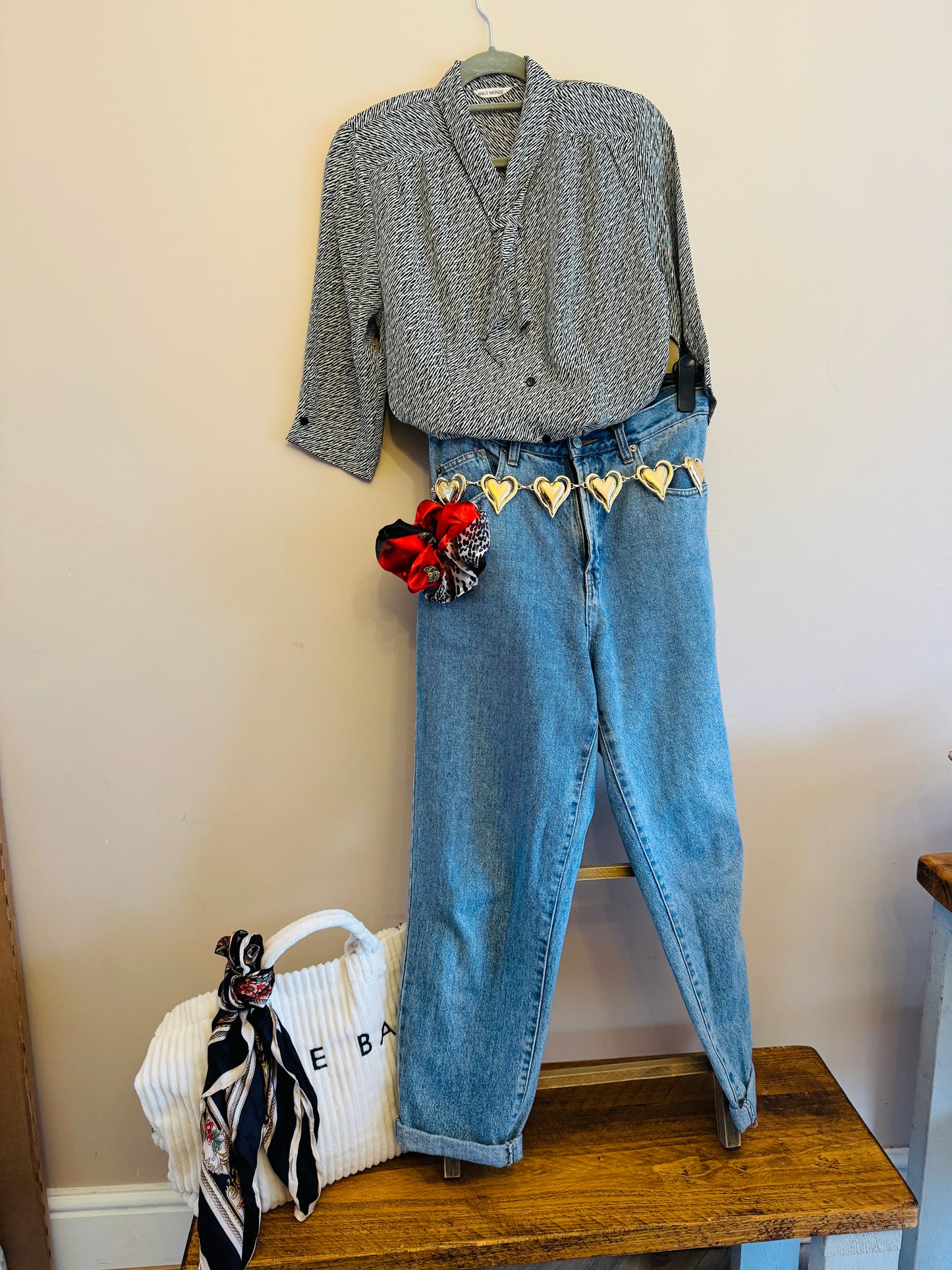 Vintage ‘tie’ blouse