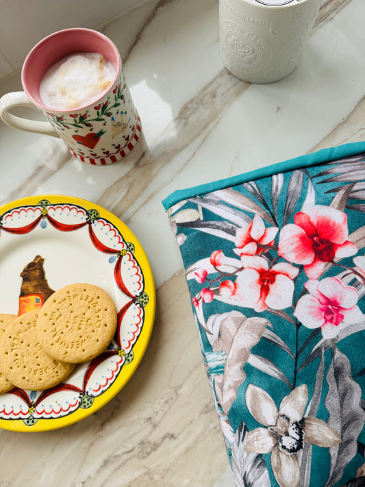 ‘Velvet Botanicals’ large book bed