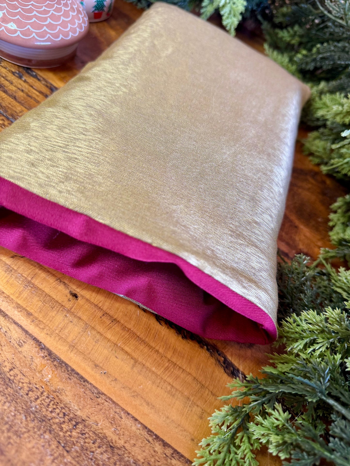 ‘Antique Bronze’ book bed