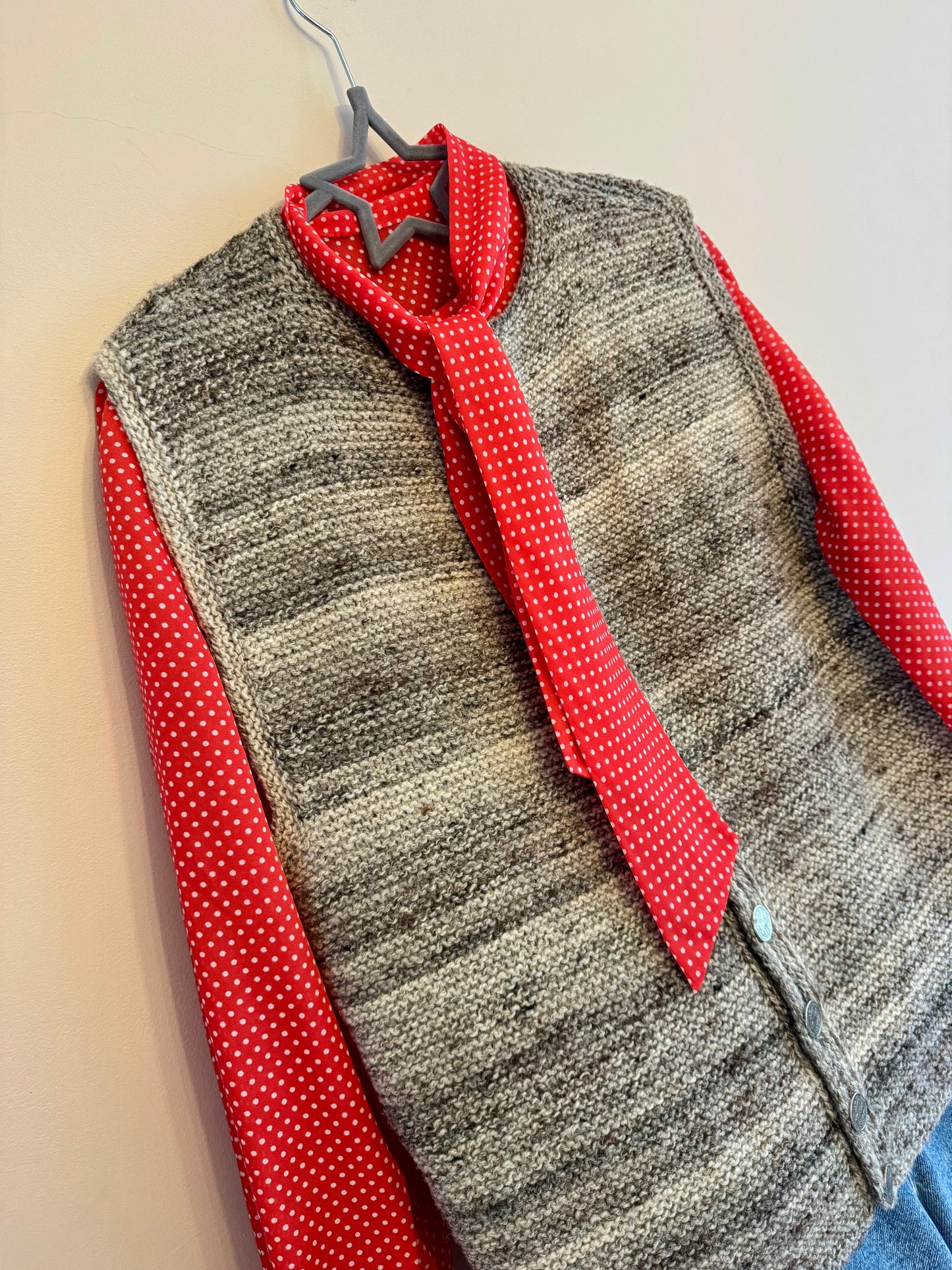Vintage wool handknitted waistcoat