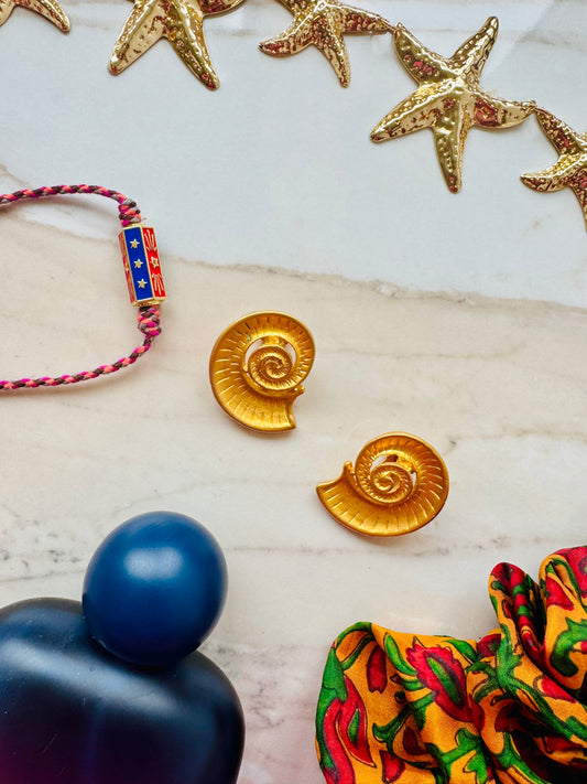 Vintage shell clip on earrings