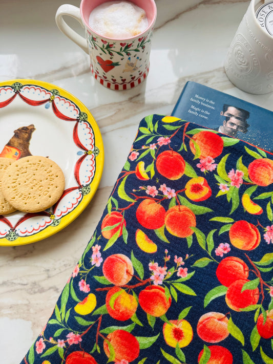 ‘Peaches’ large book bed