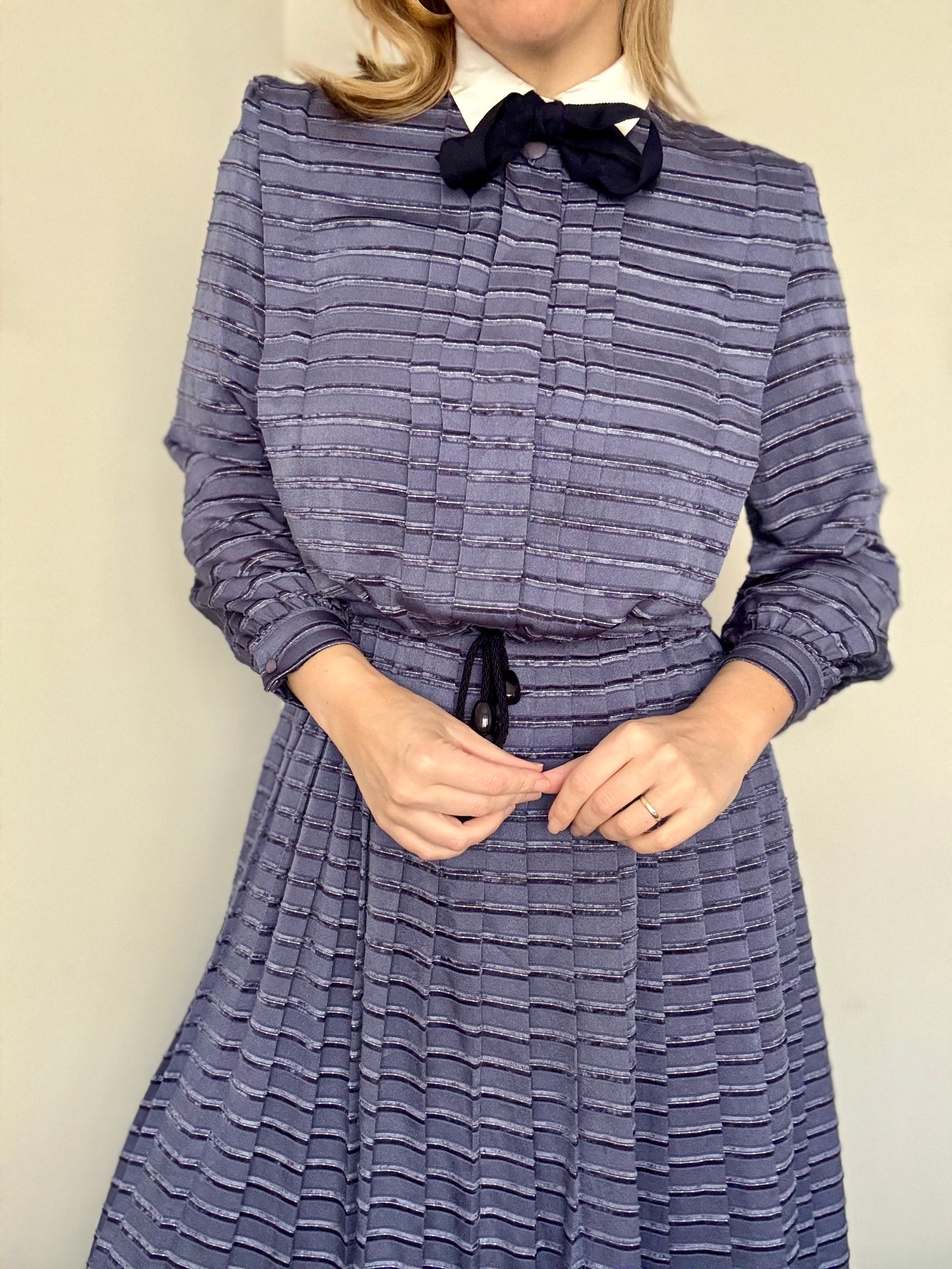 Vintage textured dress