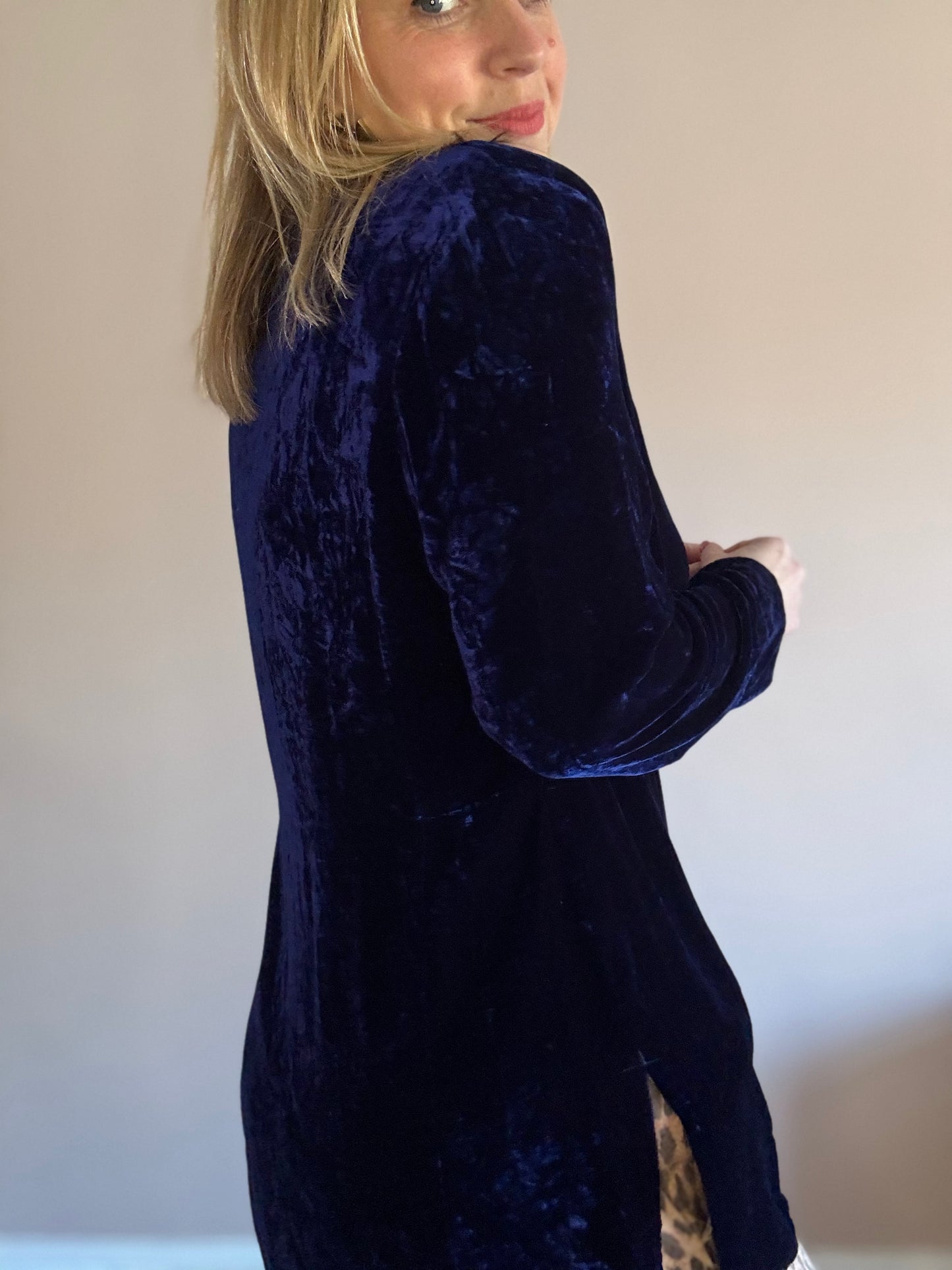 Vintage 1990s midnight blue velvet blouse