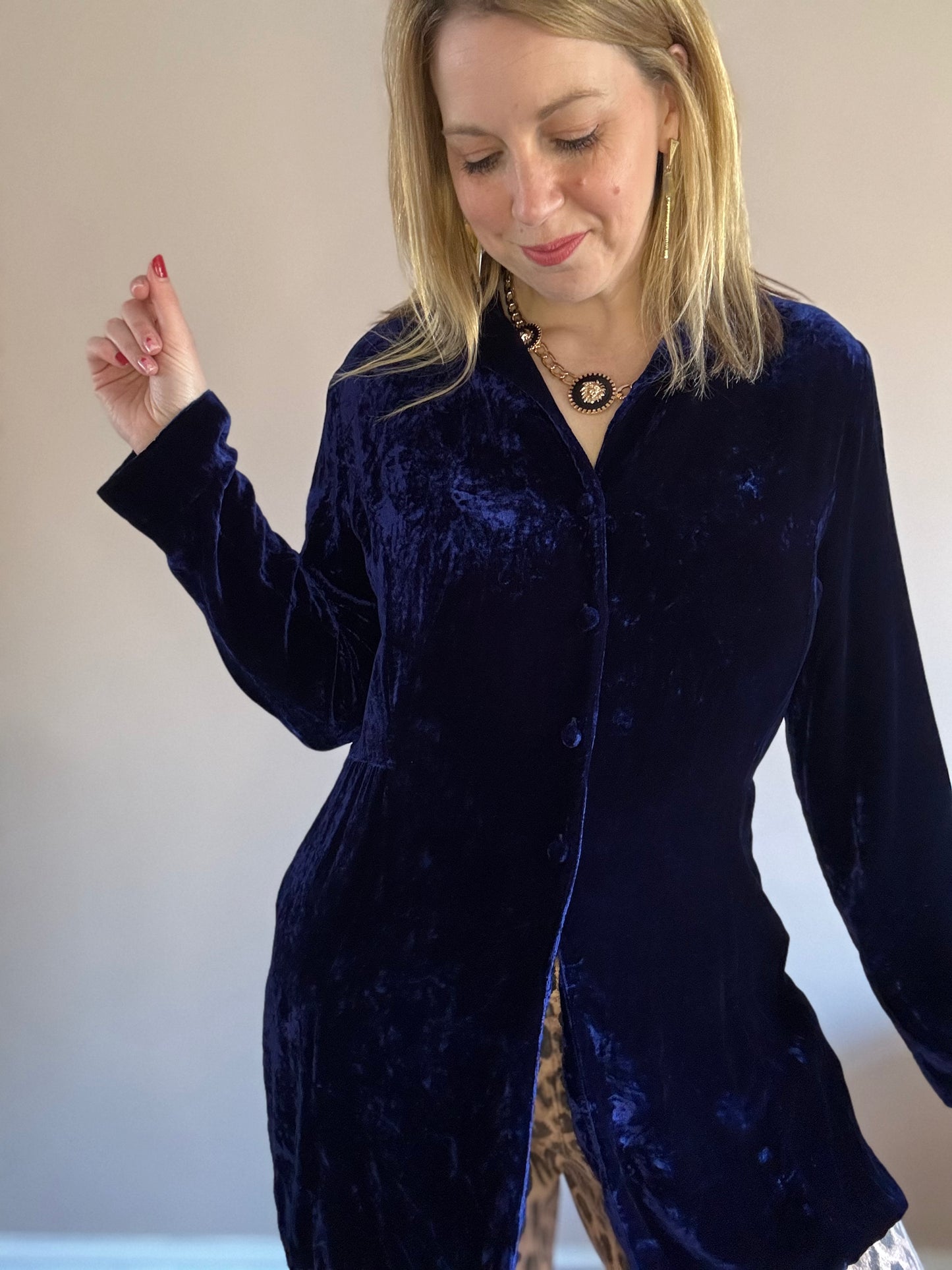 Vintage 1990s midnight blue velvet blouse