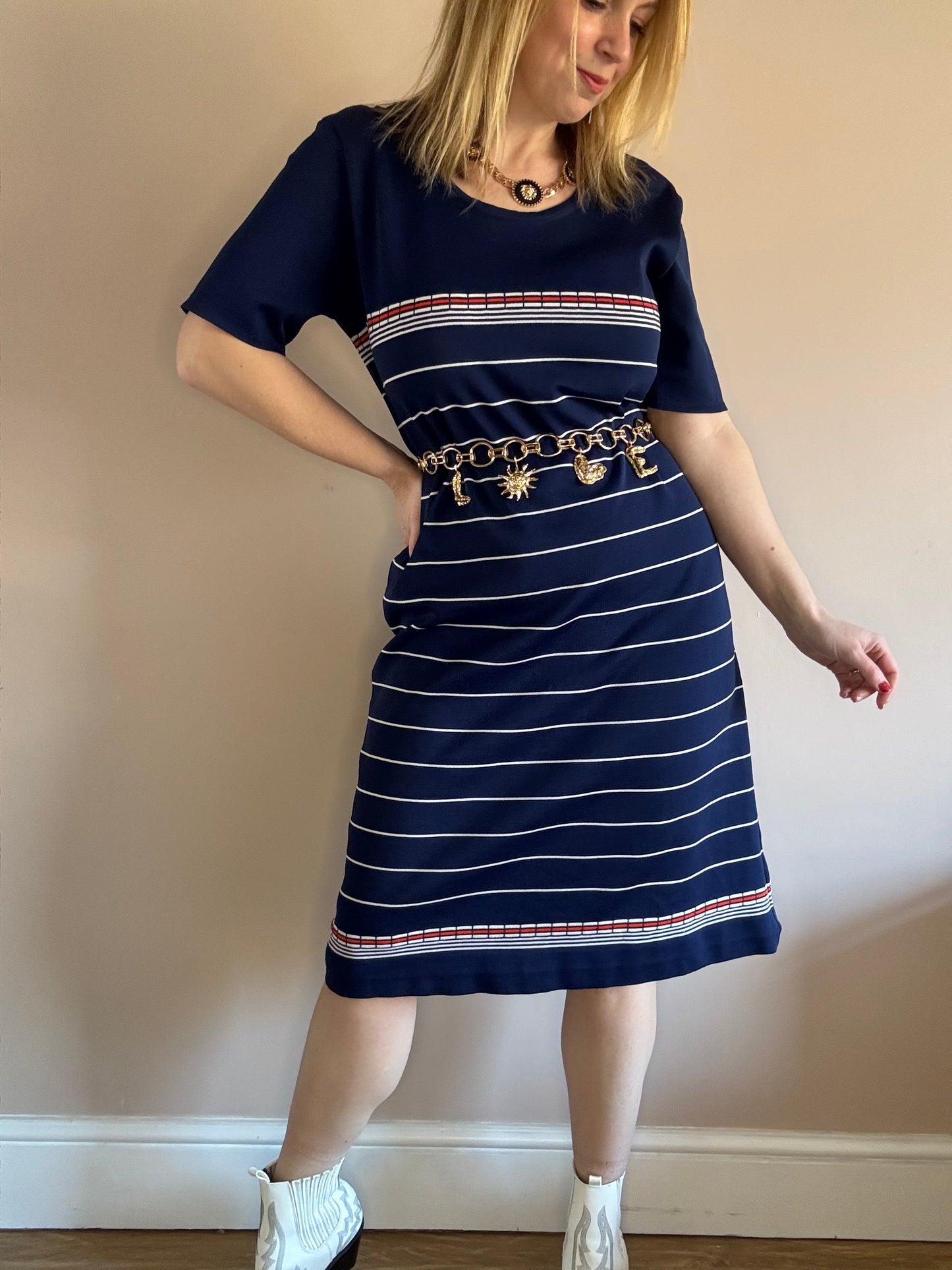 Vintage 1970s fine knit dress